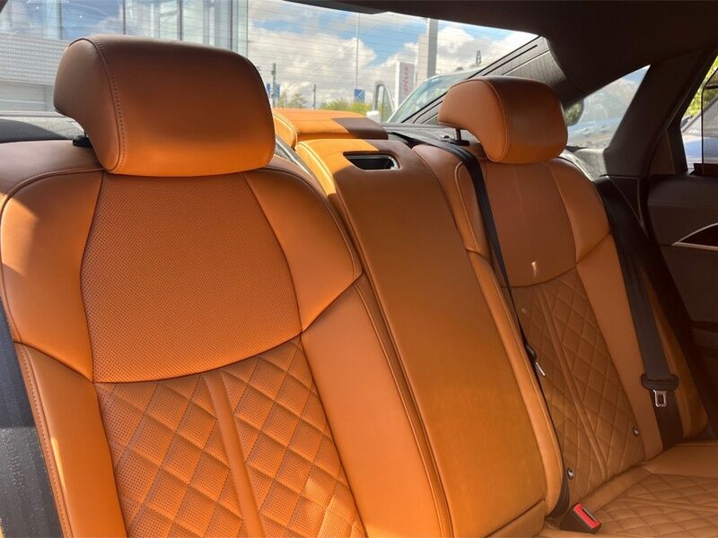 More views of Audi A8