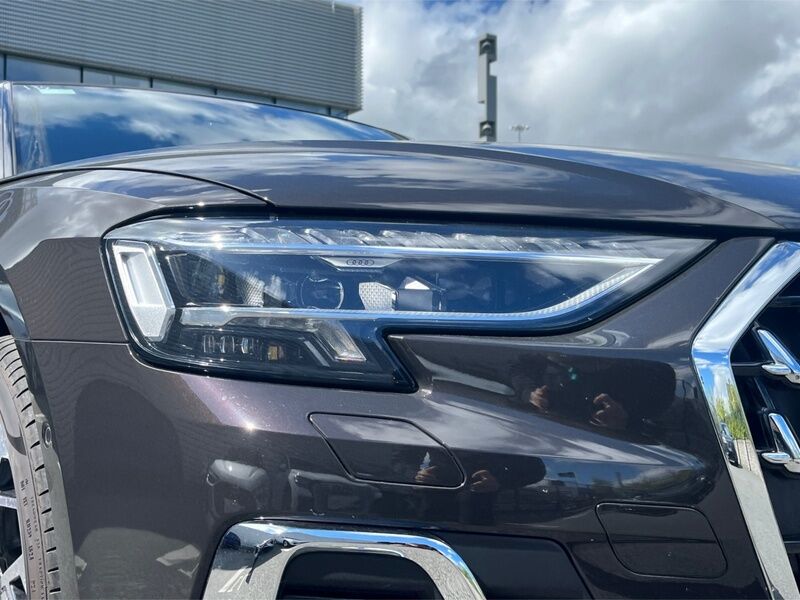 More views of Audi A8