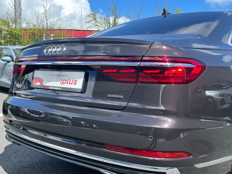 More views of Audi A8