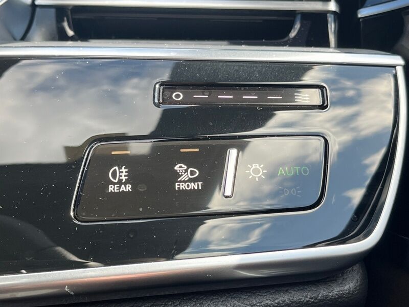 More views of Audi A8