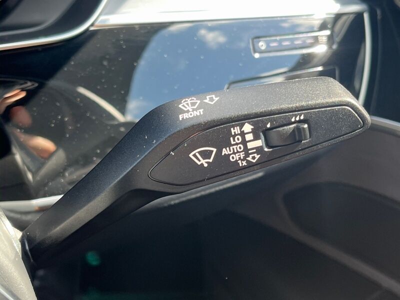 More views of Audi A8