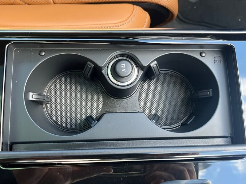 More views of Audi A8