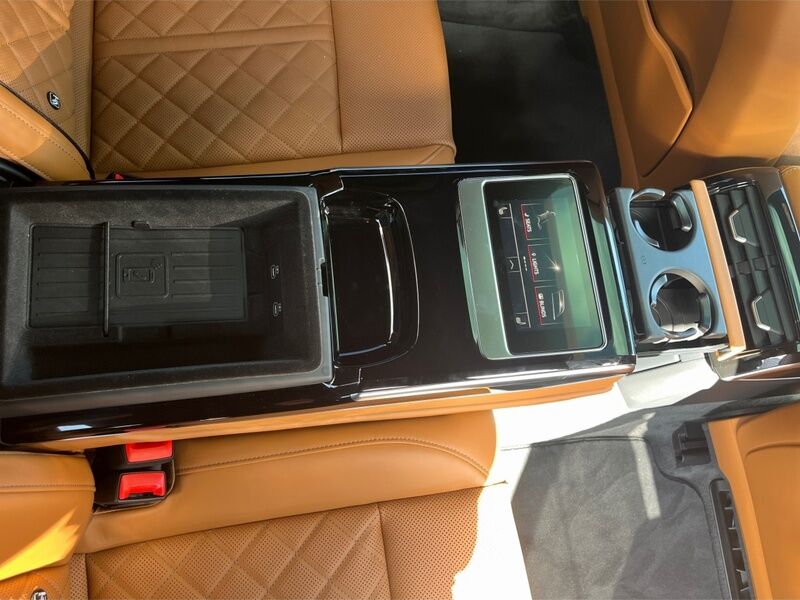 More views of Audi A8