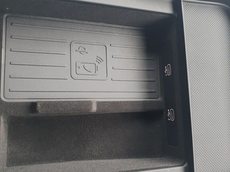 More views of Audi Q8