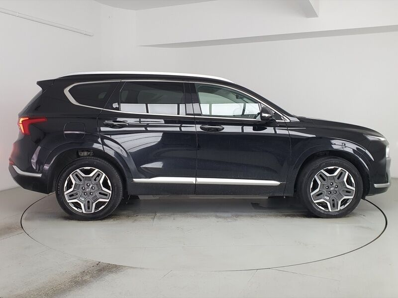 More views of Hyundai Santa Fe