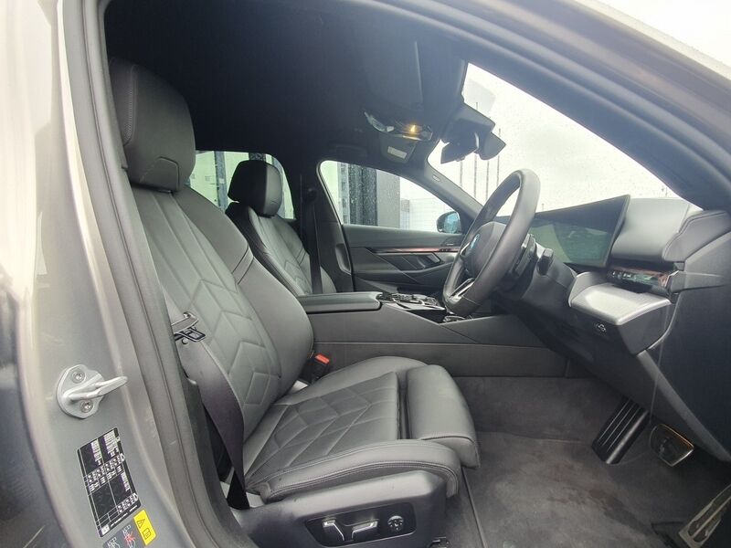 More views of BMW 5-Series