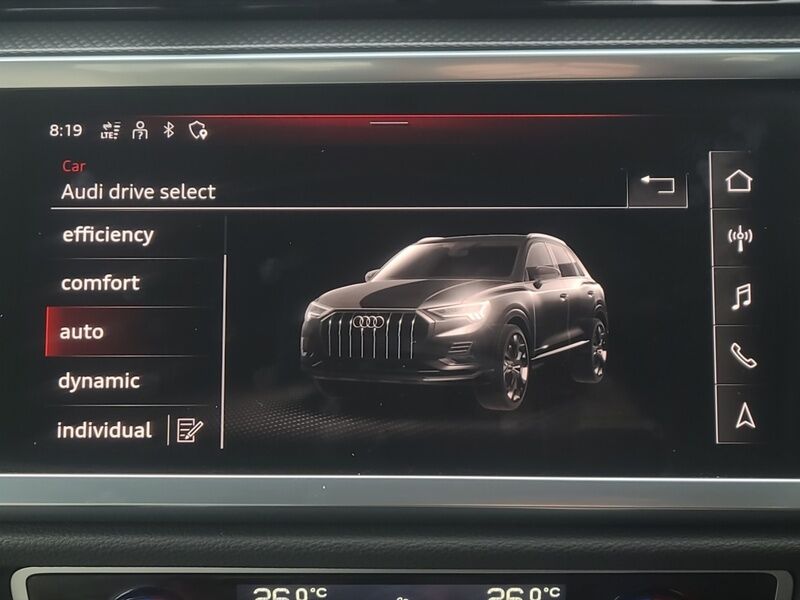 More views of Audi Q3