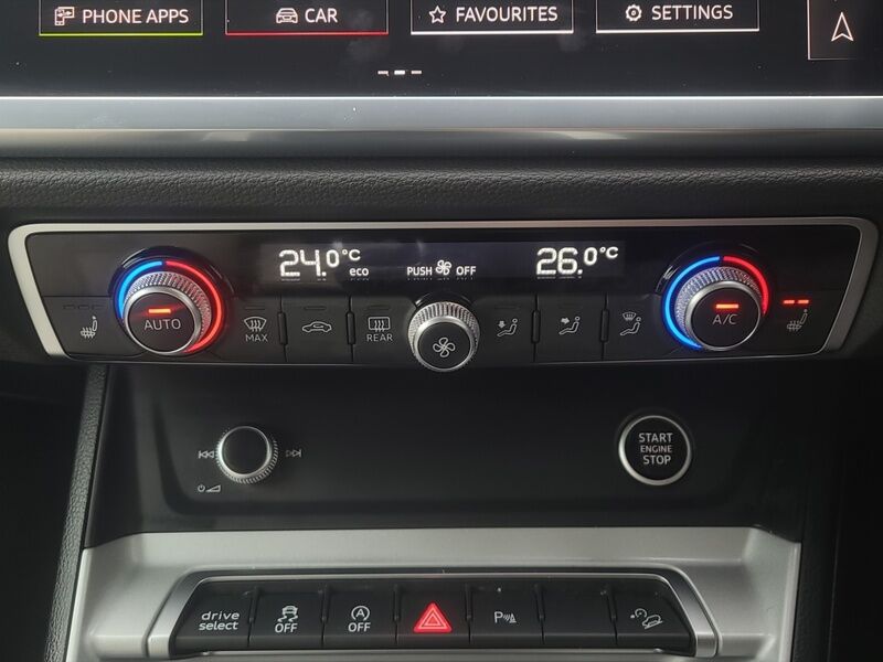 More views of Audi Q3