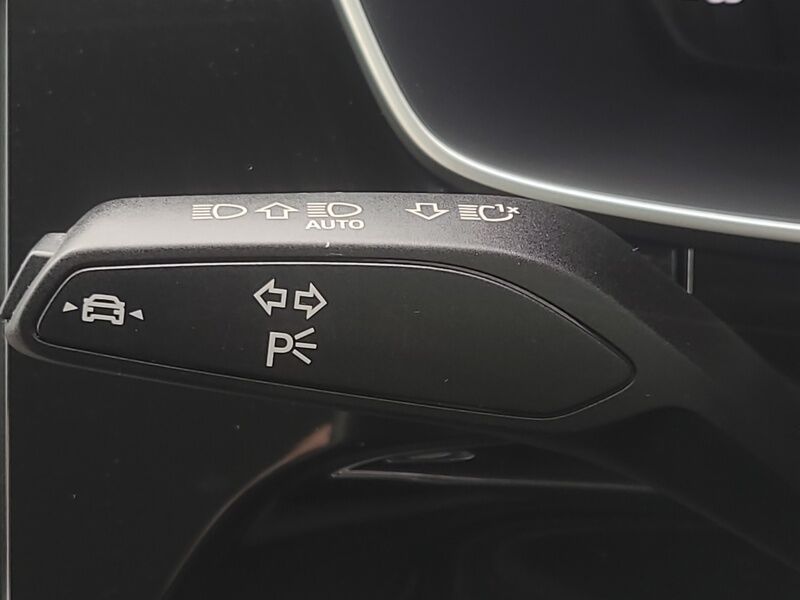 More views of Audi Q3