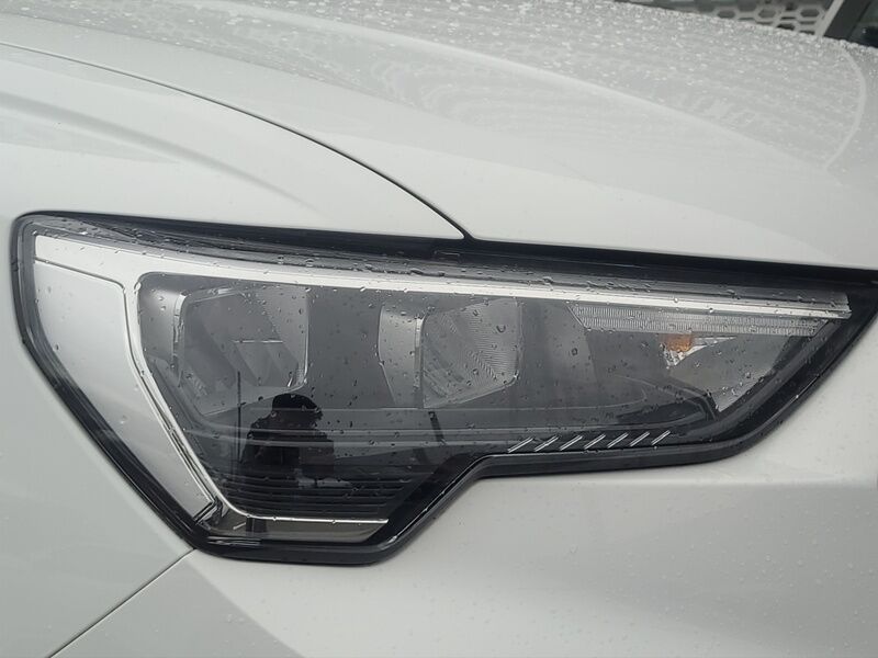 More views of Audi Q3