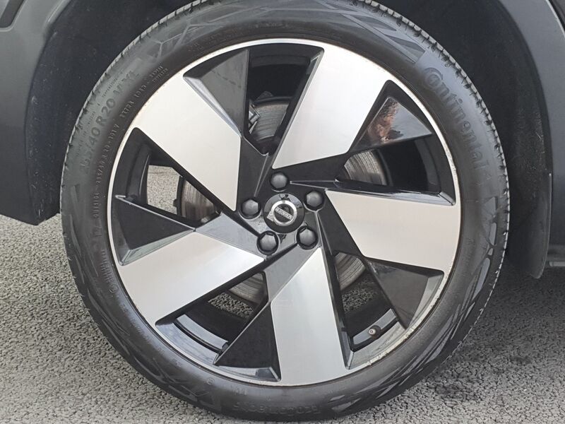 More views of Volvo XC40