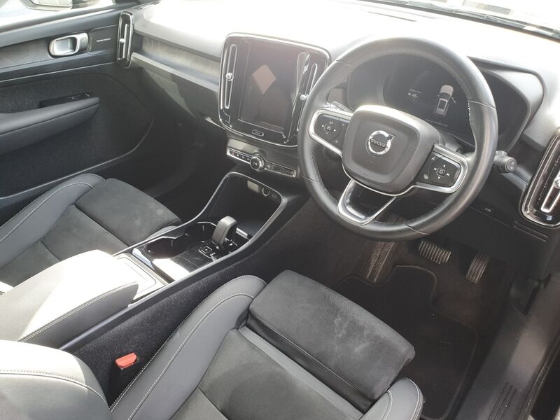 More views of Volvo XC40