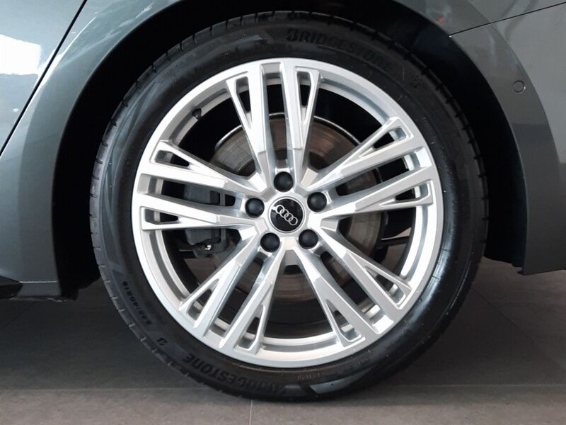More views of Audi A5