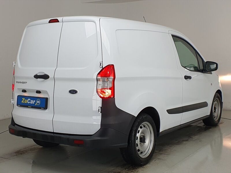 More views of Ford Transit Courier