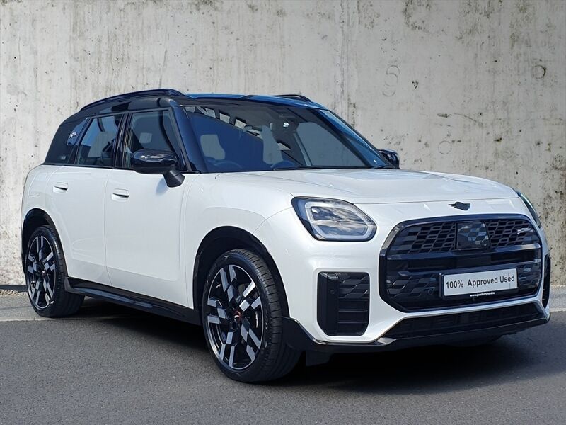 More views of Mini Countryman