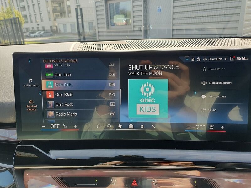 More views of BMW i5