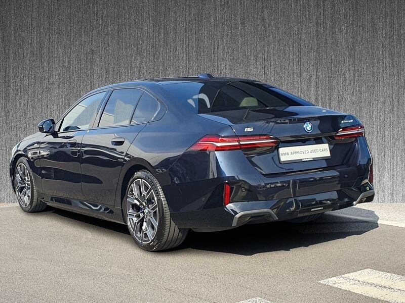 More views of BMW i5