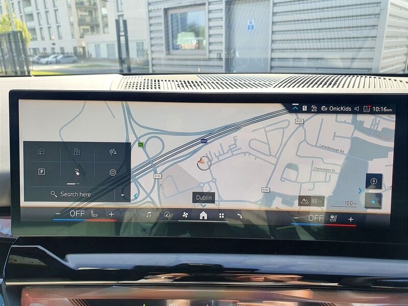 More views of BMW i5