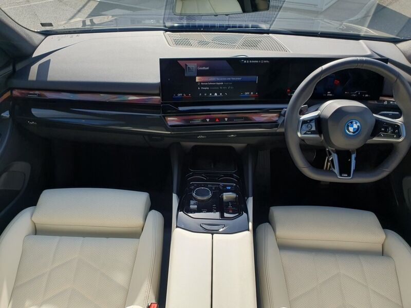 More views of BMW i5