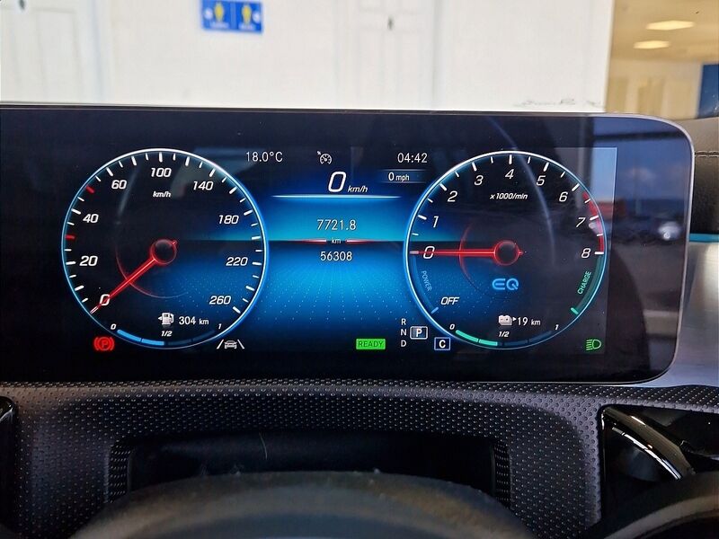 More views of Mercedes-Benz CLA