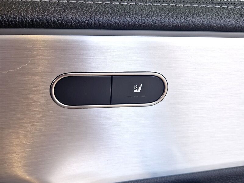 More views of Mercedes-Benz CLA