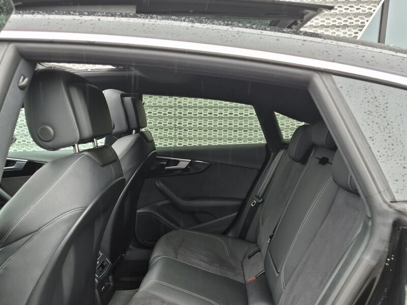 More views of Audi A5