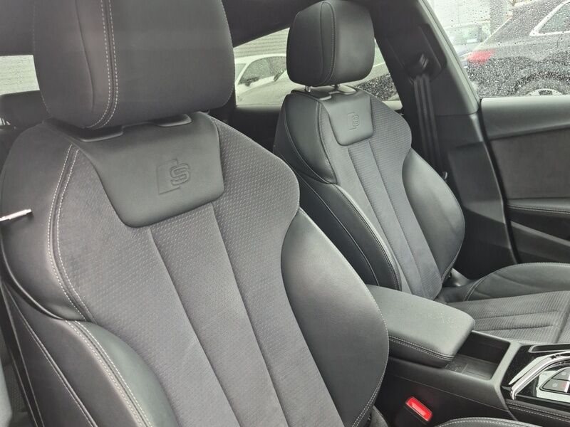 More views of Audi A5