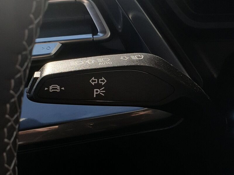 More views of Audi Q4 e-tron