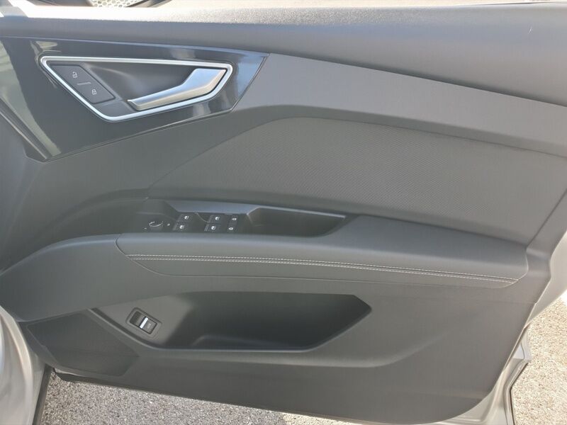 More views of Audi Q4 e-tron