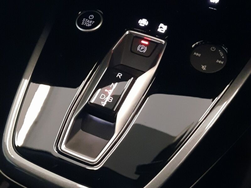 More views of Audi Q4 e-tron
