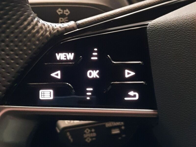More views of Audi Q4 e-tron