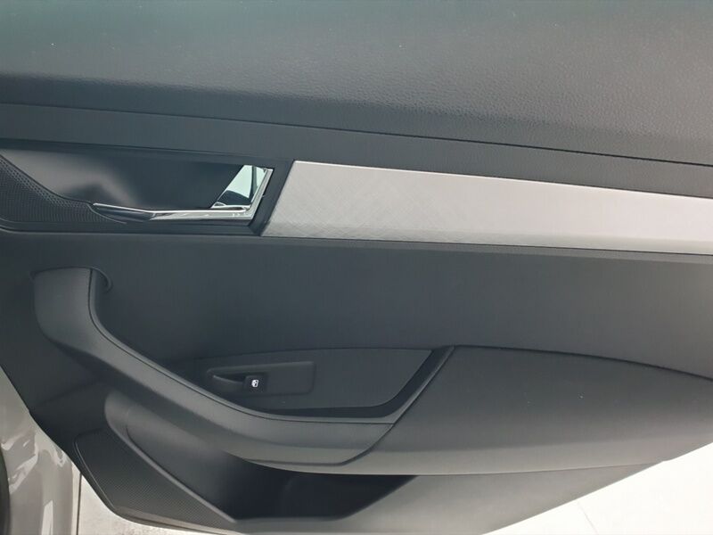 More views of Skoda Karoq