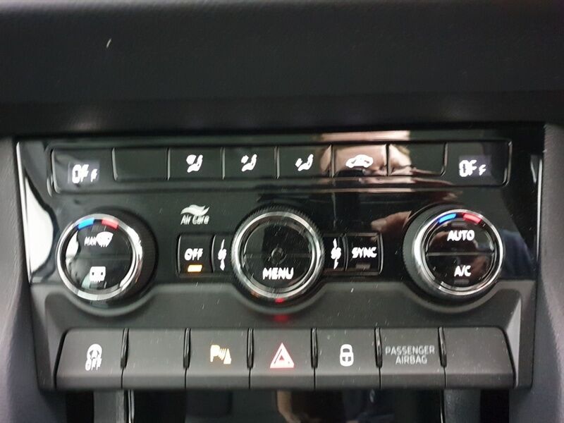 More views of Skoda Karoq