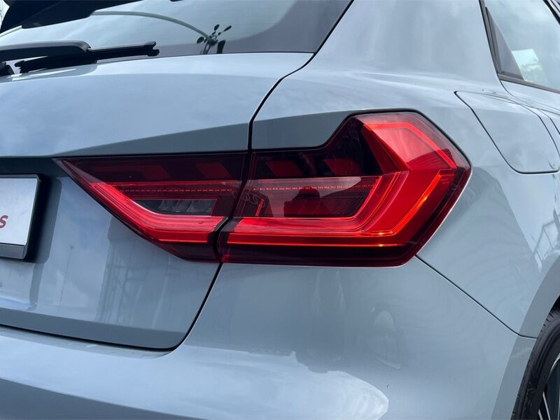 More views of Audi A1