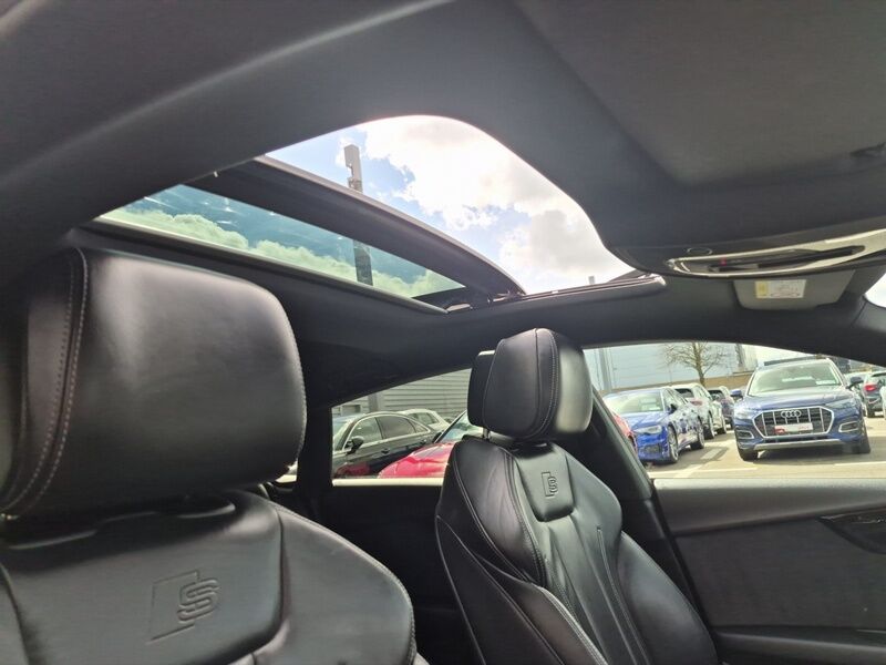 More views of Audi A5