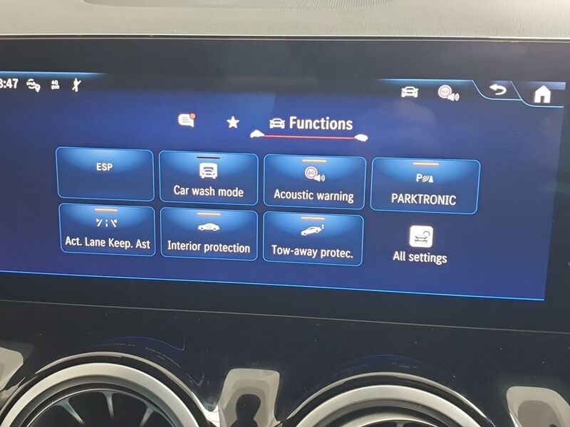 More views of Mercedes-Benz EQA