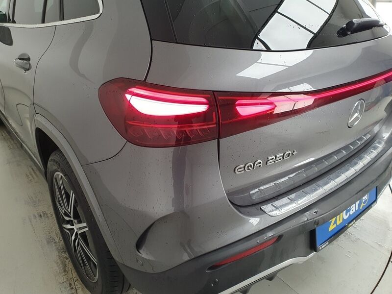 More views of Mercedes-Benz EQA