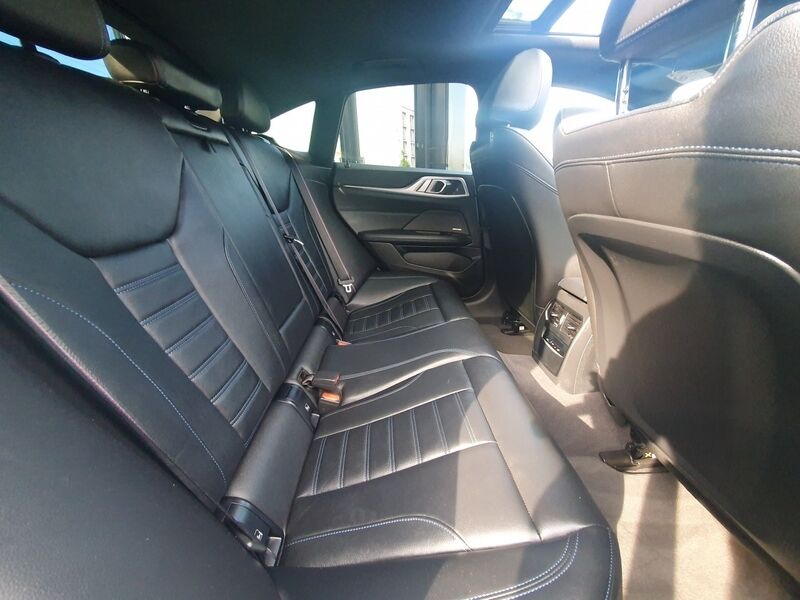 More views of BMW i4