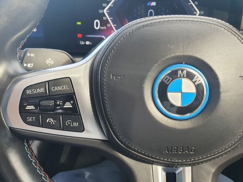 More views of BMW i4