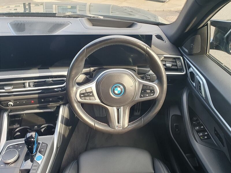 More views of BMW i4