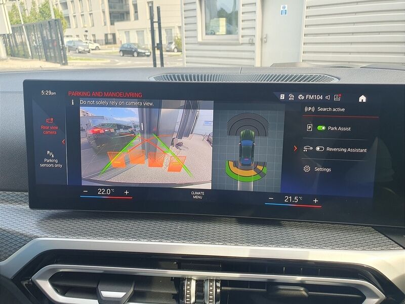 More views of BMW i4
