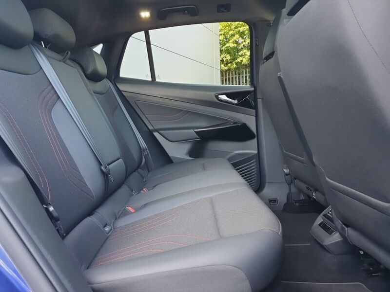 More views of Volkswagen ID.5