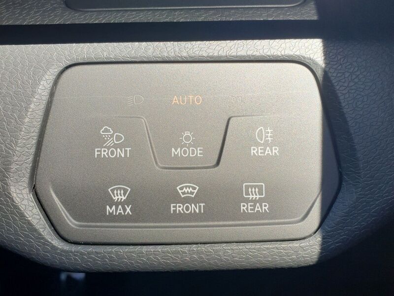 More views of Volkswagen ID.5