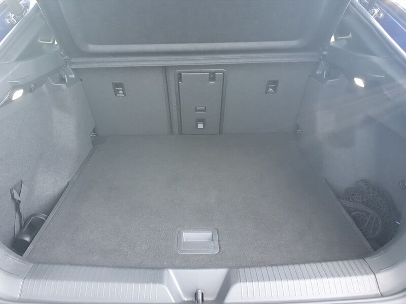 More views of Volkswagen ID.5