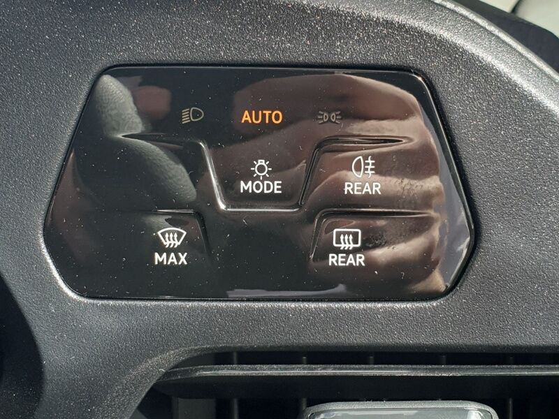 More views of Volkswagen Caddy