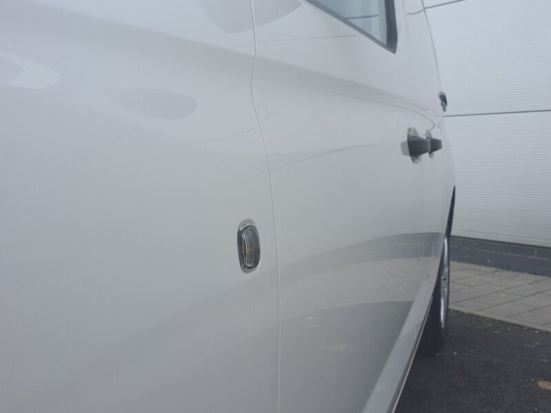 More views of Volkswagen Caddy