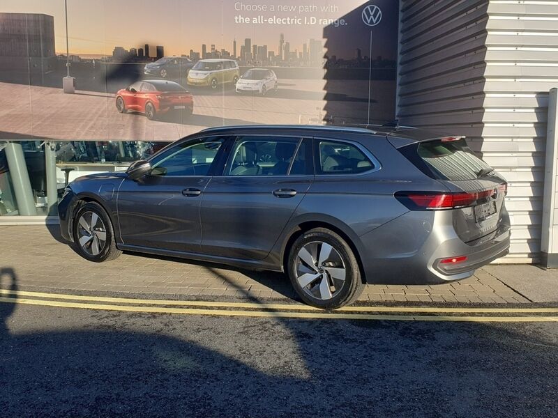 More views of Volkswagen Passat