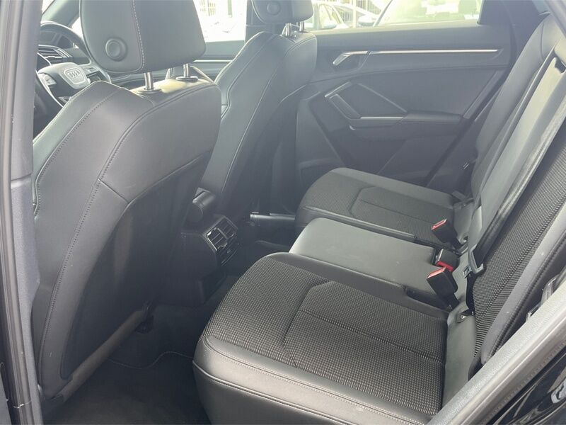More views of Audi Q3