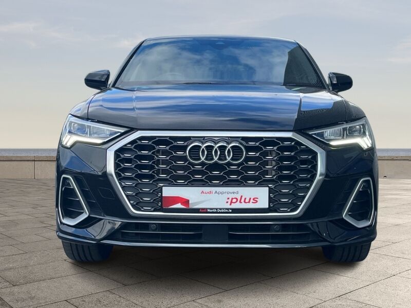 More views of Audi Q3