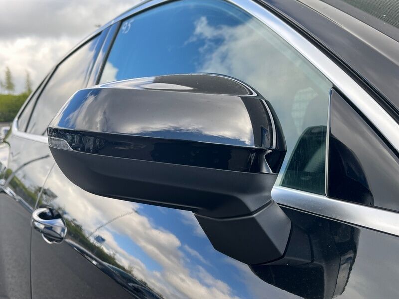 More views of Audi Q3